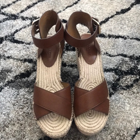 Coach Platform Sandal - Picture 2 of 4